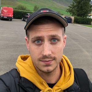 Meet your Posher, Blake